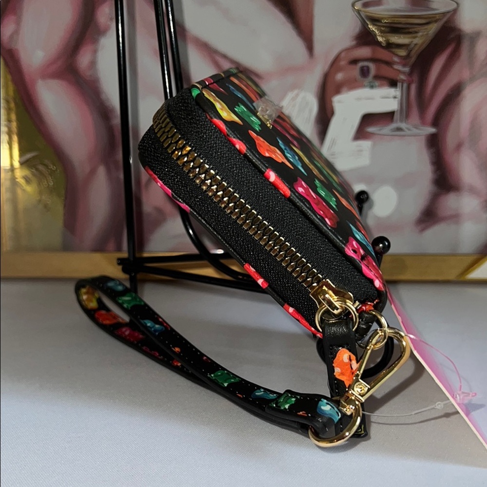 Betsey Johnson Black Gummy Bear Clutch Wristlet - Picture 6 of 17
